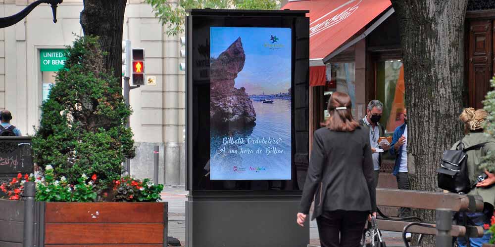 Publicidad en Mobiliario Urbano Bilbao_